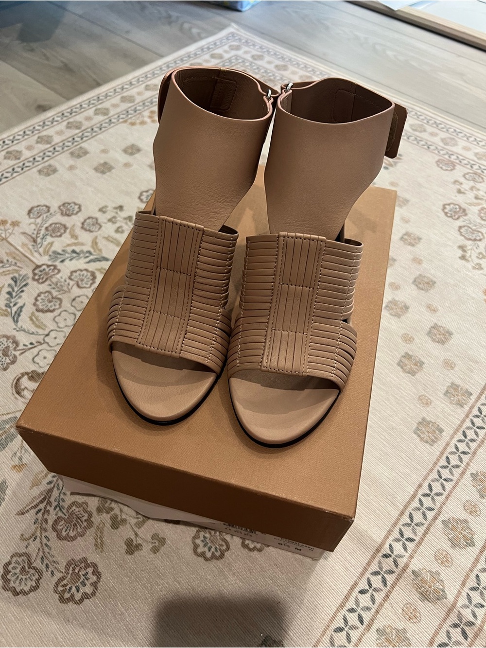 Via Spiga Tan Open-Toe Ankle Cuff Sandals